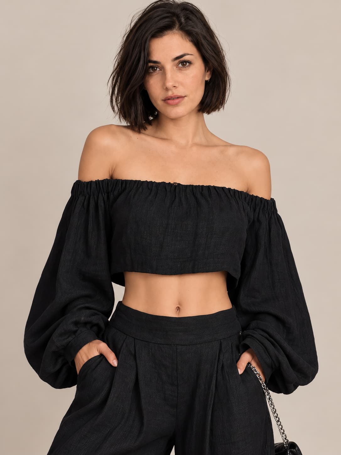 Alice | Elegante completo nero a due pezzi