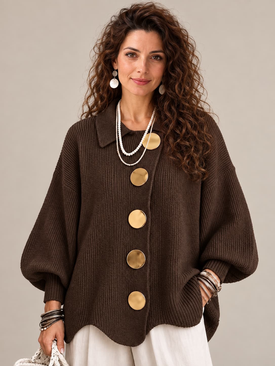 Stefania | Cardigan oversize con collo e bottoni metallici
